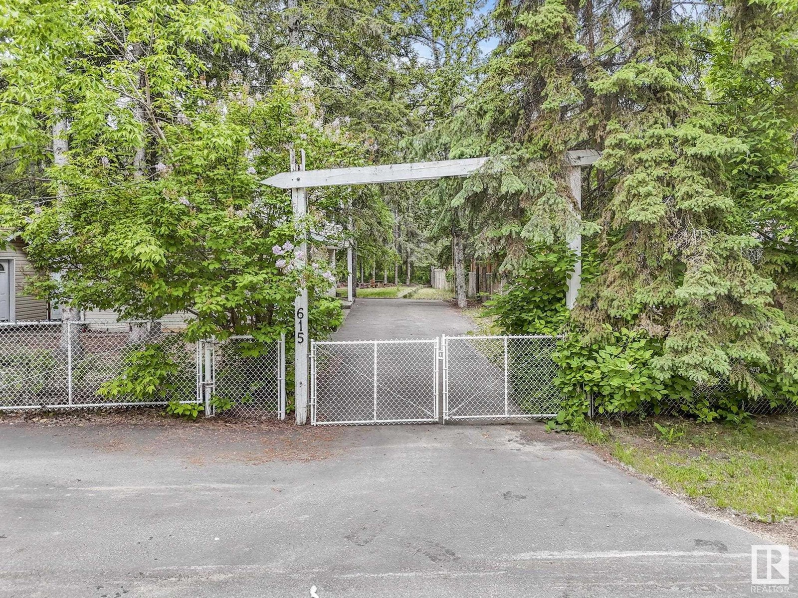 615 Ash St, Rural Sturgeon County, Alberta  T8R 0K4 - Photo 10 - E4443258