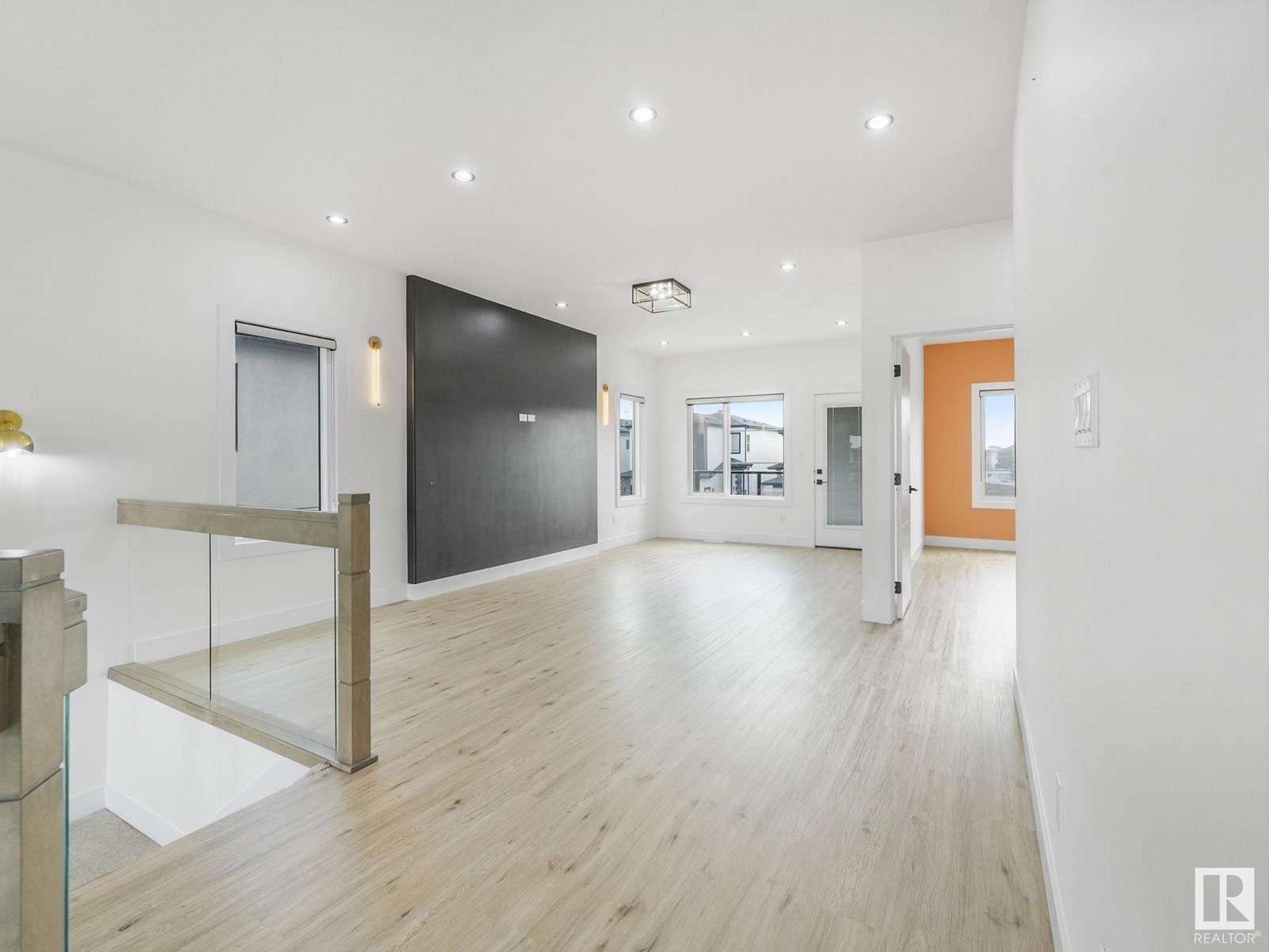 Property at 202 FRASER WY NW image 5