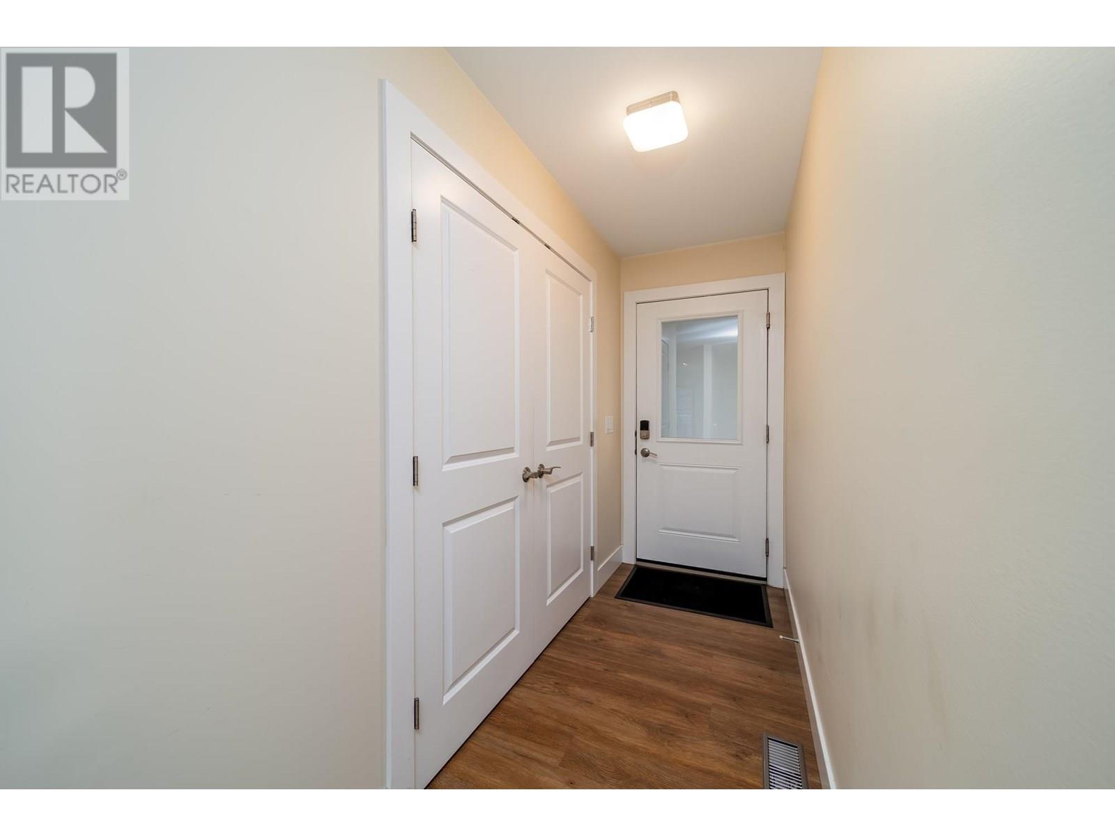 Property at 11041 Okanagan Centre Road W image 2