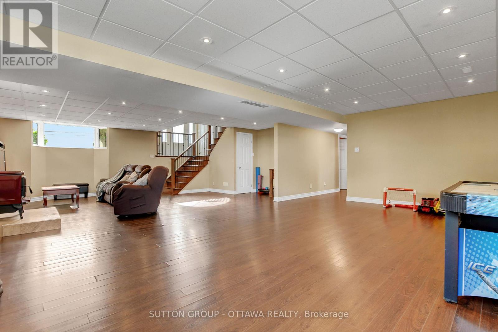 1887 Champlain Street, Clarence-Rockland, Ontario  K0A 1N0 - Photo 36 - X12233103