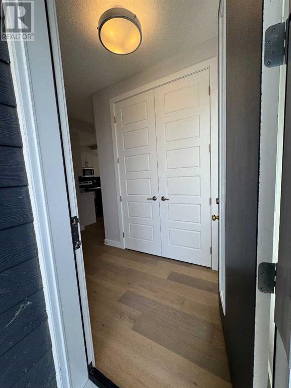 Property at 91 Waterford Manor image 3