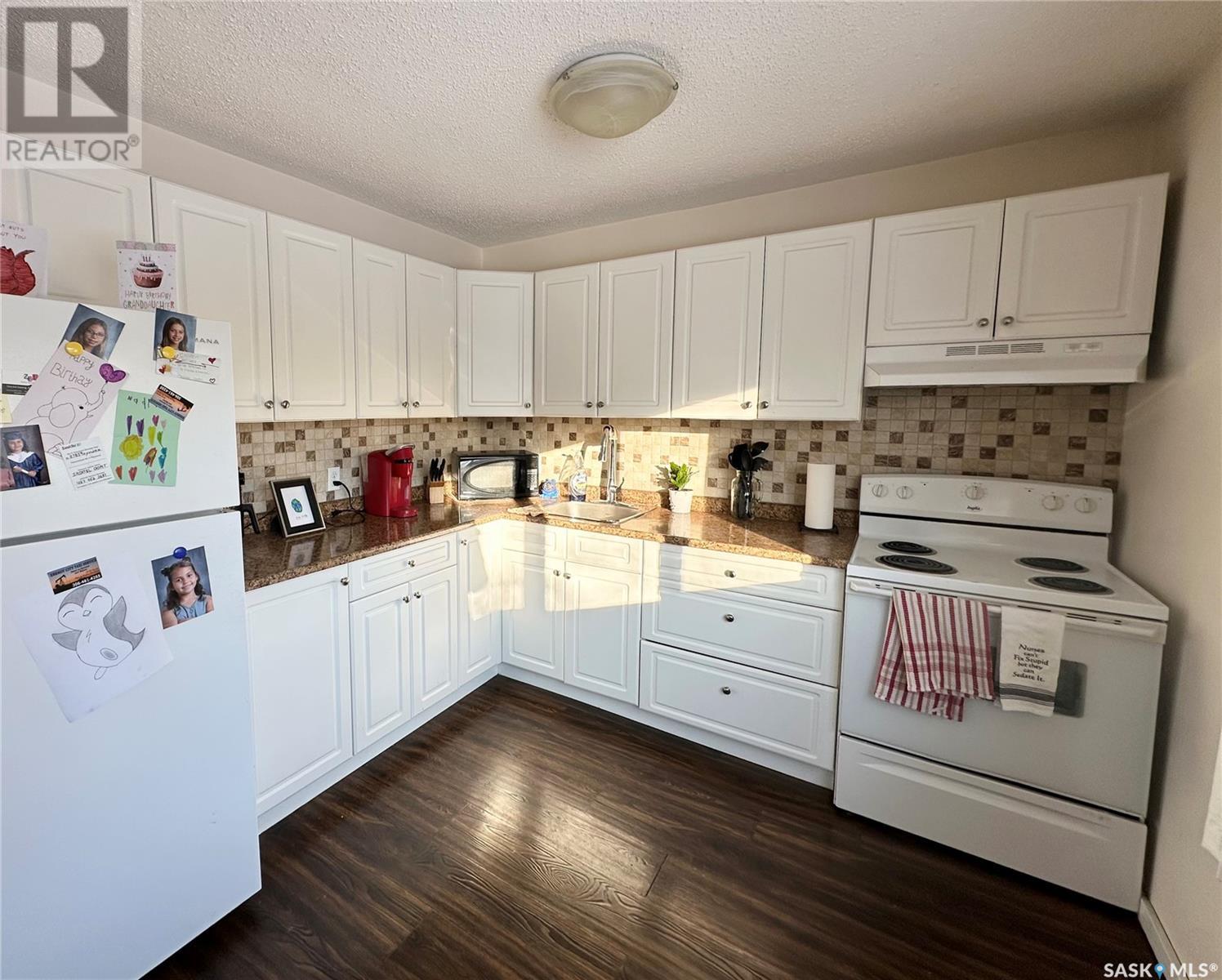 1502 105th Street, North Battleford, Saskatchewan  S9A 1T6 - Photo 4 - SK995379
