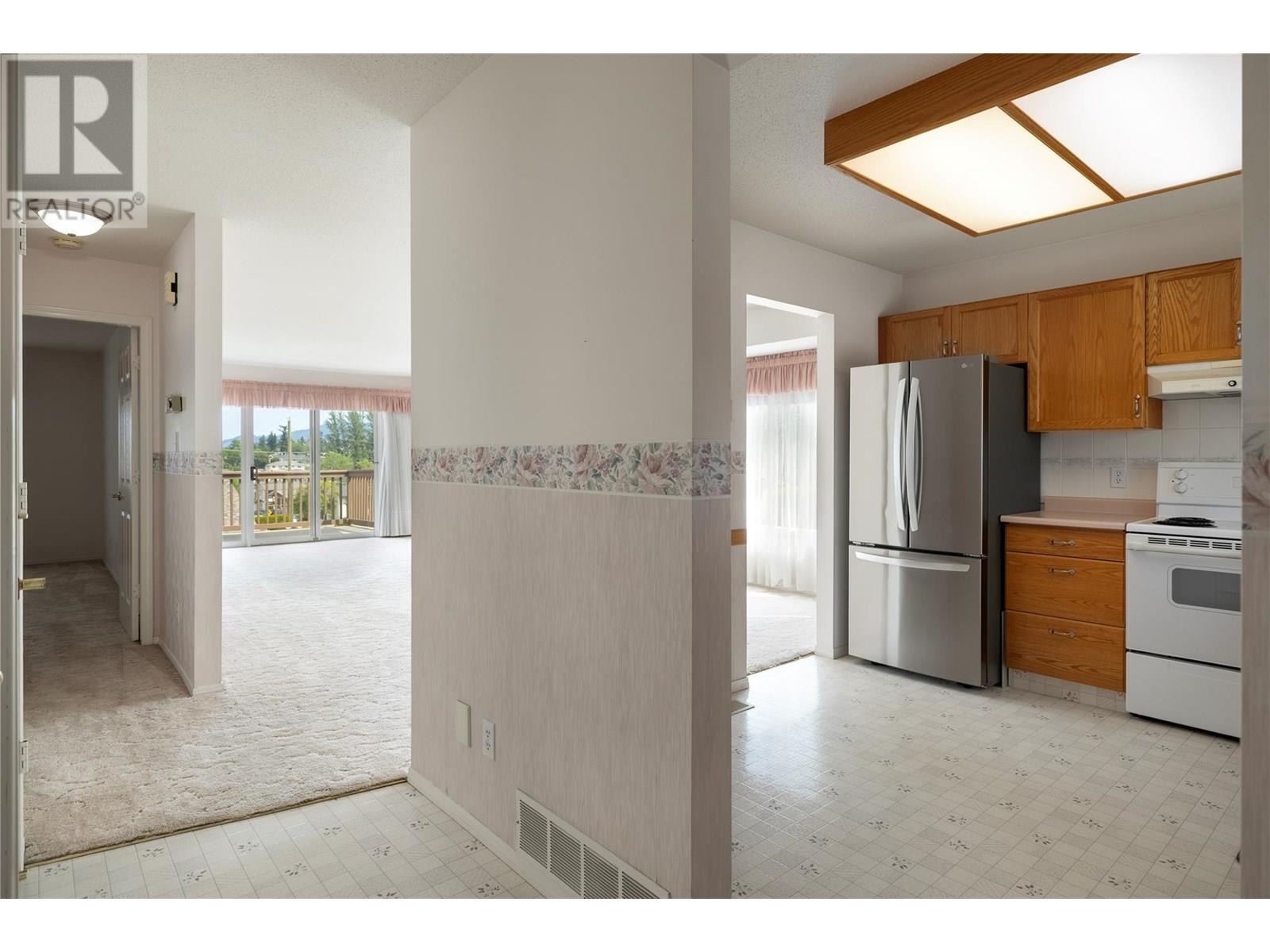 Property at 3930 20 Street Unit# 2 image 5