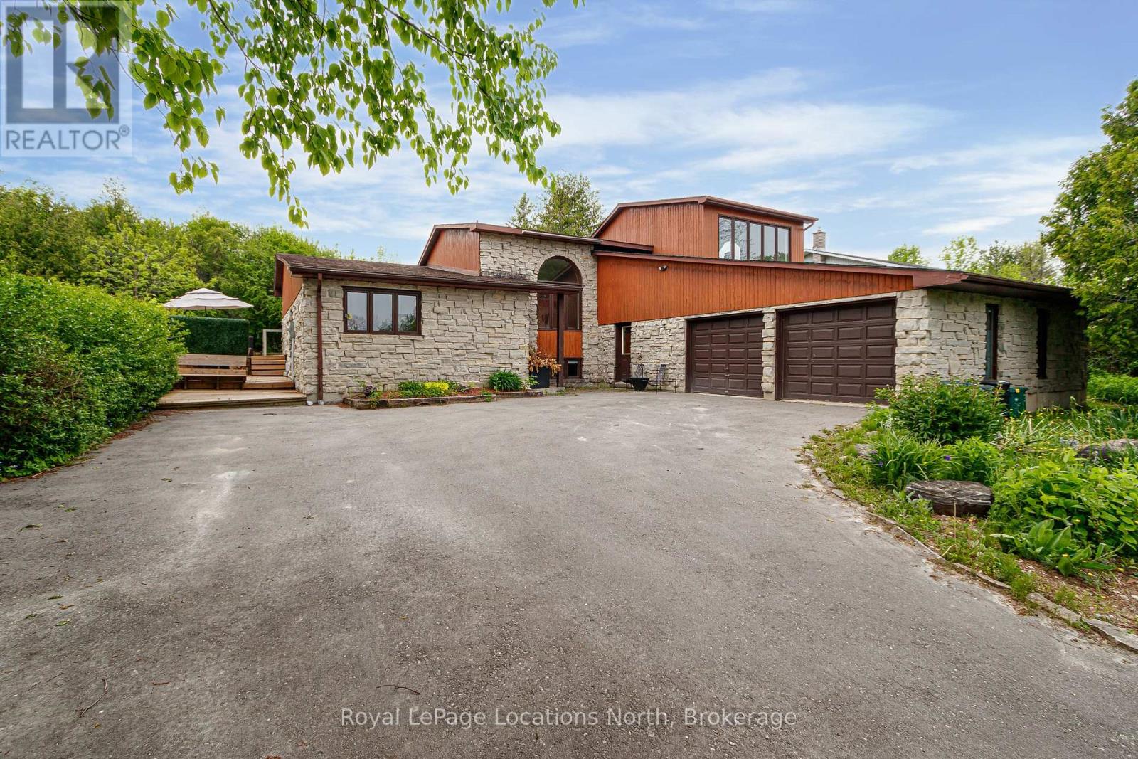 296 Lakeshore Road N, Meaford, Ontario  N4L 1W5 - Photo 2 - X12233726
