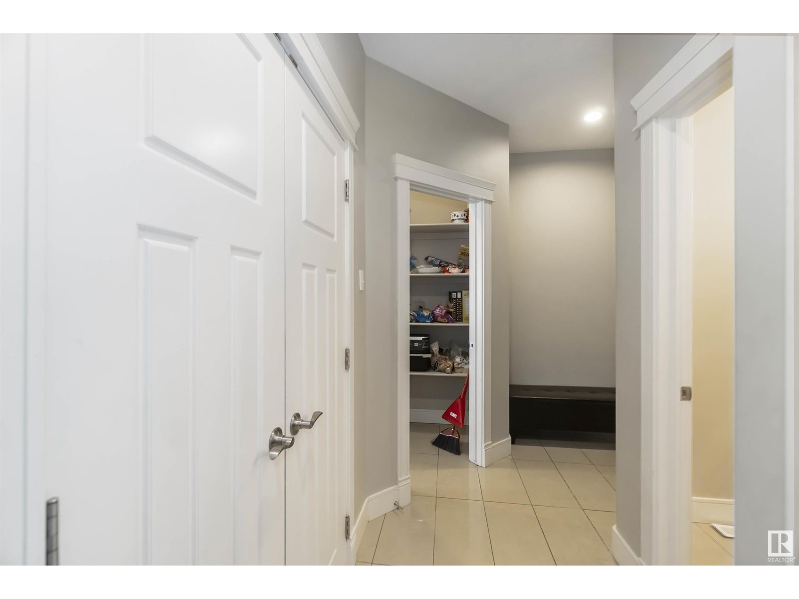 Property at 16251 135 ST NW image 2