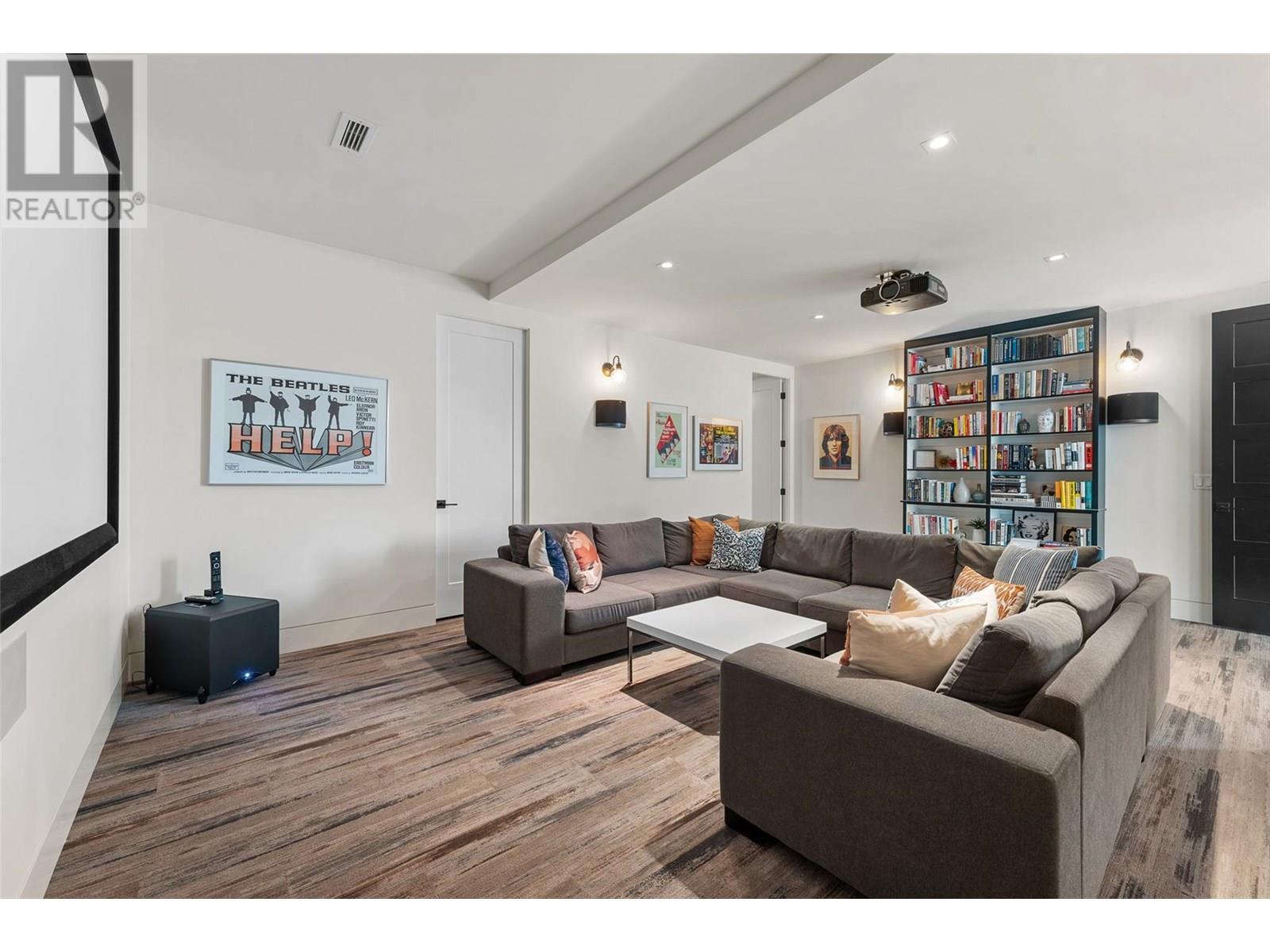 Property at 1384 Pinot Noir Drive image 4