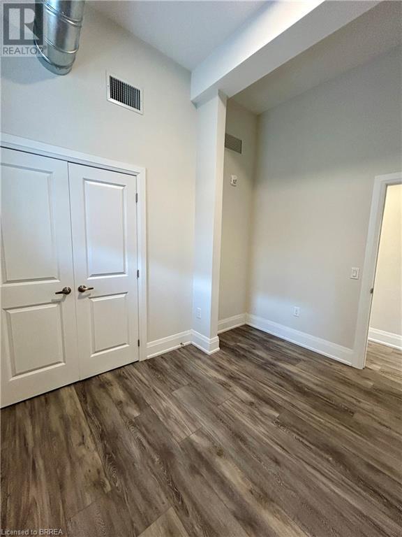 11 Queen Street Unit# 202, Brantford, Ontario  N3T 3B1 - Photo 8 - 40741466