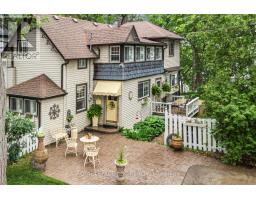 31 VICTORIA TERRACE, Grimsby, Ontario
