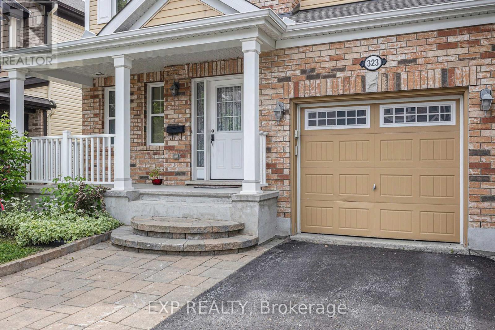 Property at 323 GALLANTRY WAY image 2