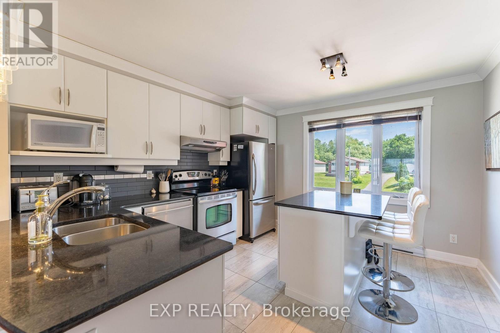 B6 - 160 Edwards Street, Clarence-Rockland, Ontario  K4K 1H9 - Photo 11 - X12233882