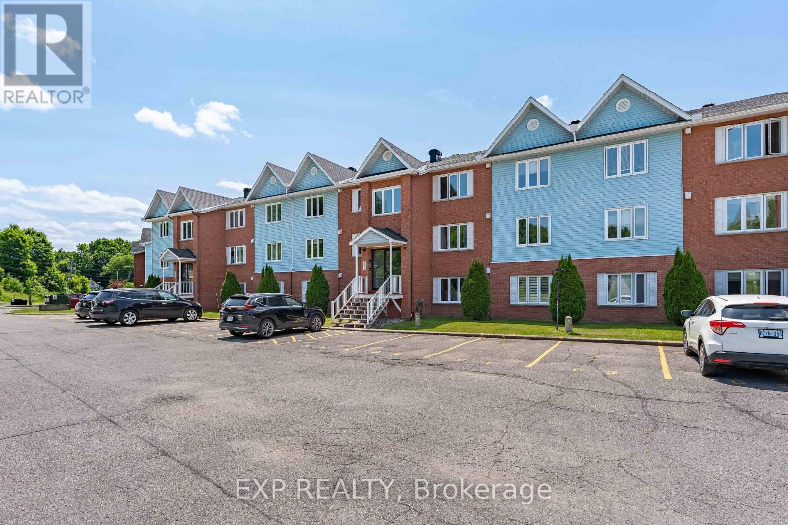 B6 - 160 Edwards Street, Clarence-Rockland, Ontario  K4K 1H9 - Photo 3 - X12233882