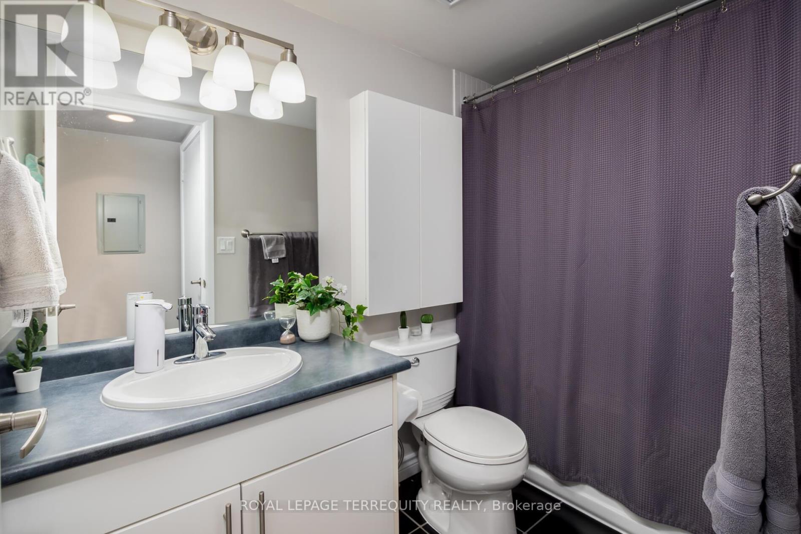 2211 - 600 Fleet Street, Toronto, Ontario  M5V 1B7 - Photo 18 - C12233565