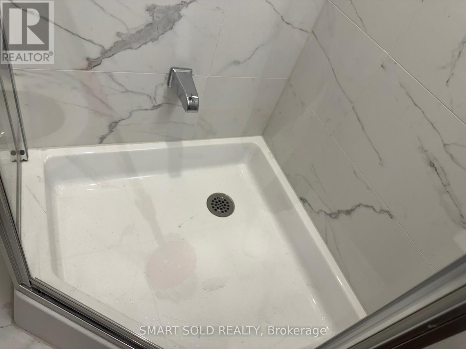 24 - 51 Winlock Parkway, Toronto, Ontario  M2M 0B8 - Photo 10 - C12233650