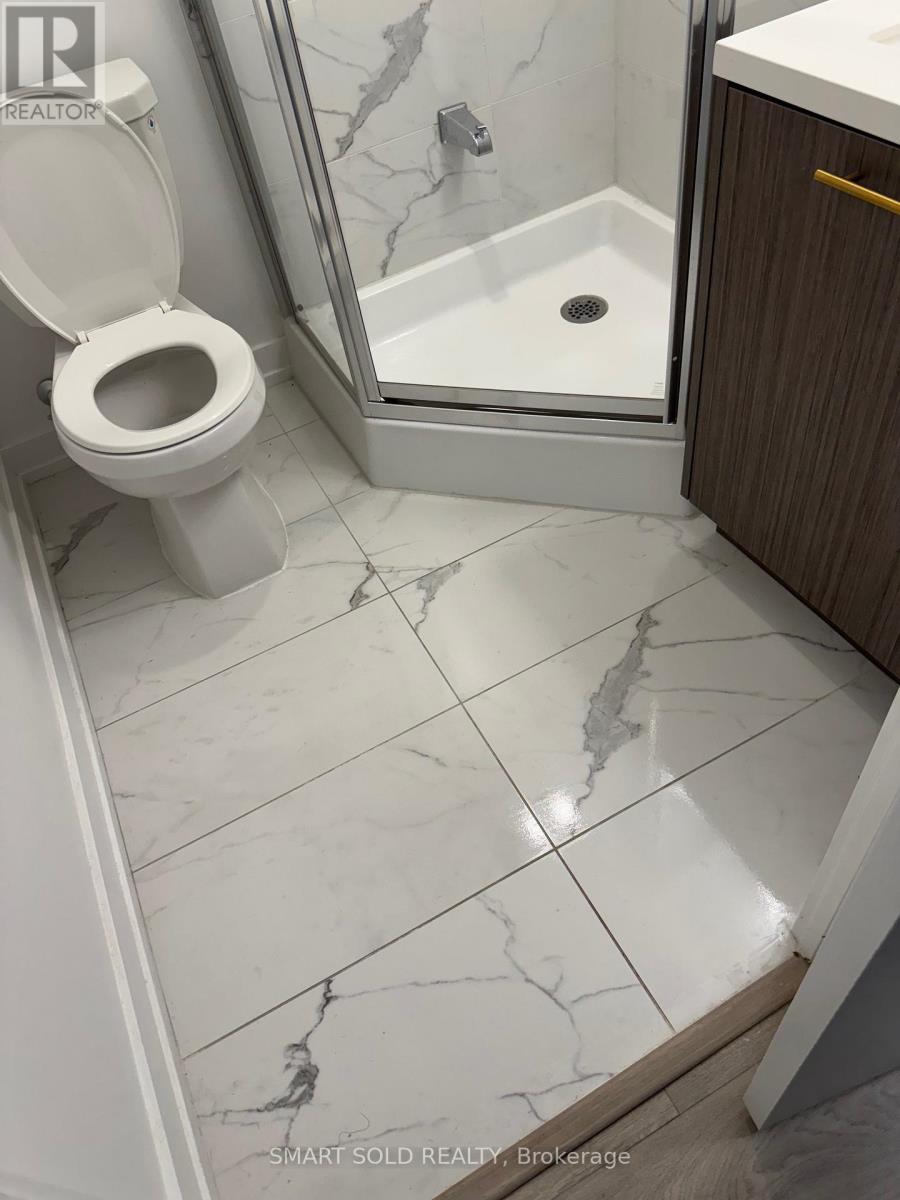 24 - 51 Winlock Parkway, Toronto, Ontario  M2M 0B8 - Photo 9 - C12233650