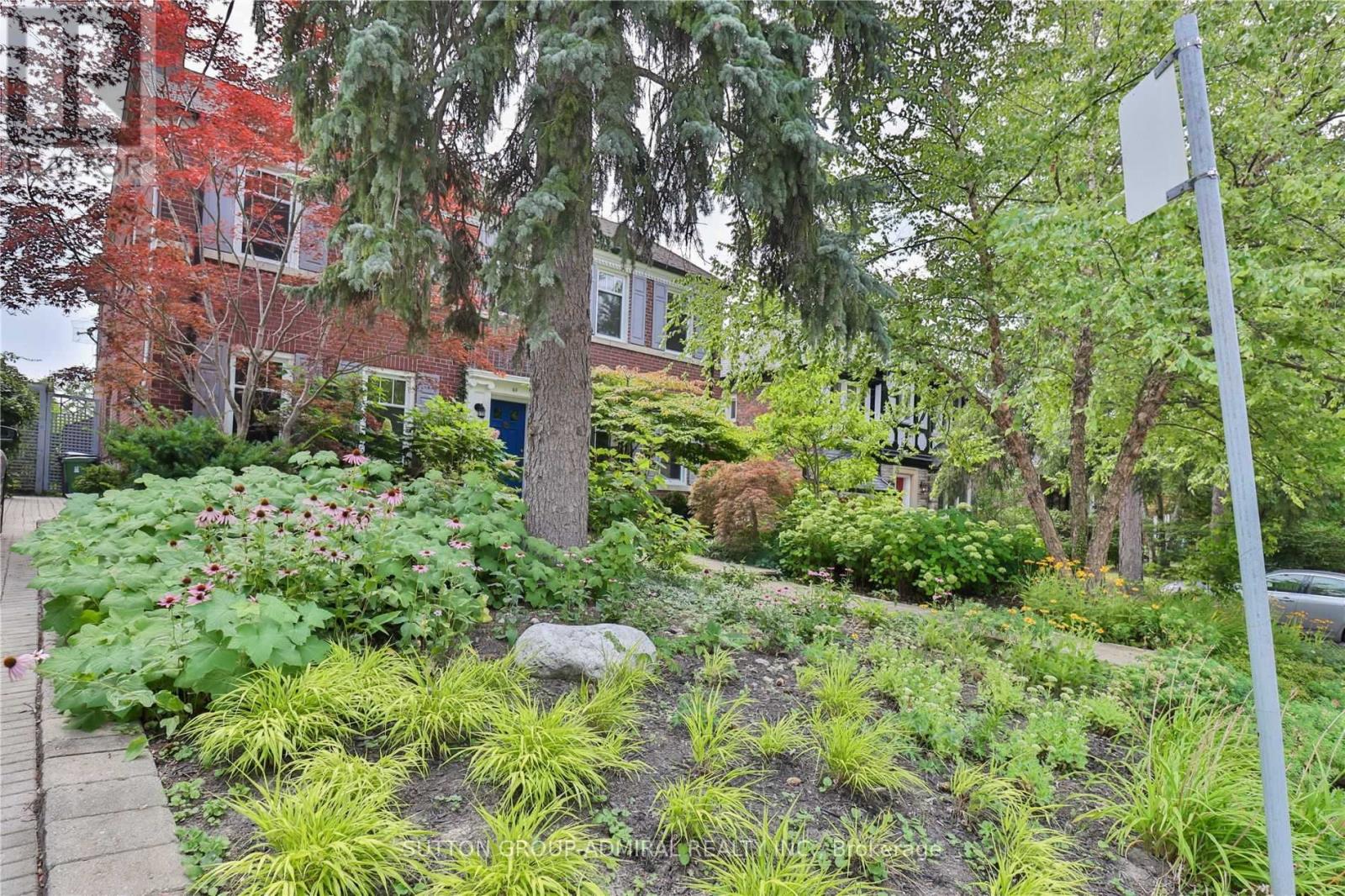 Property at 49 HILLCREST DRIVE image 2