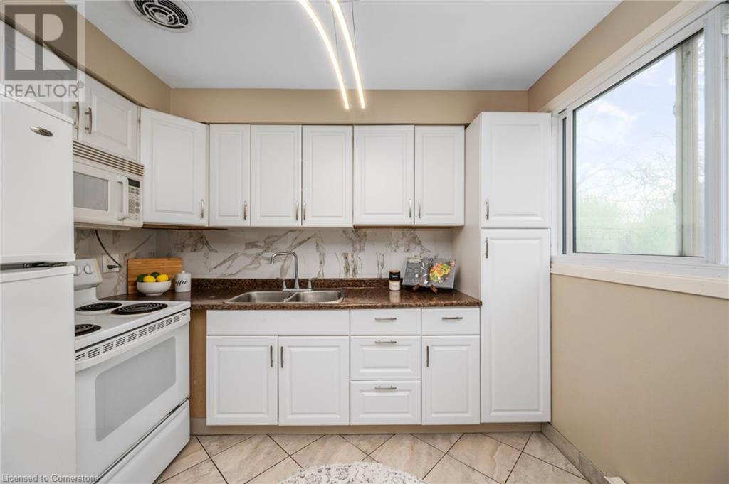 Photo 4 of 21 for 40 Summit Avenue Unit# 14