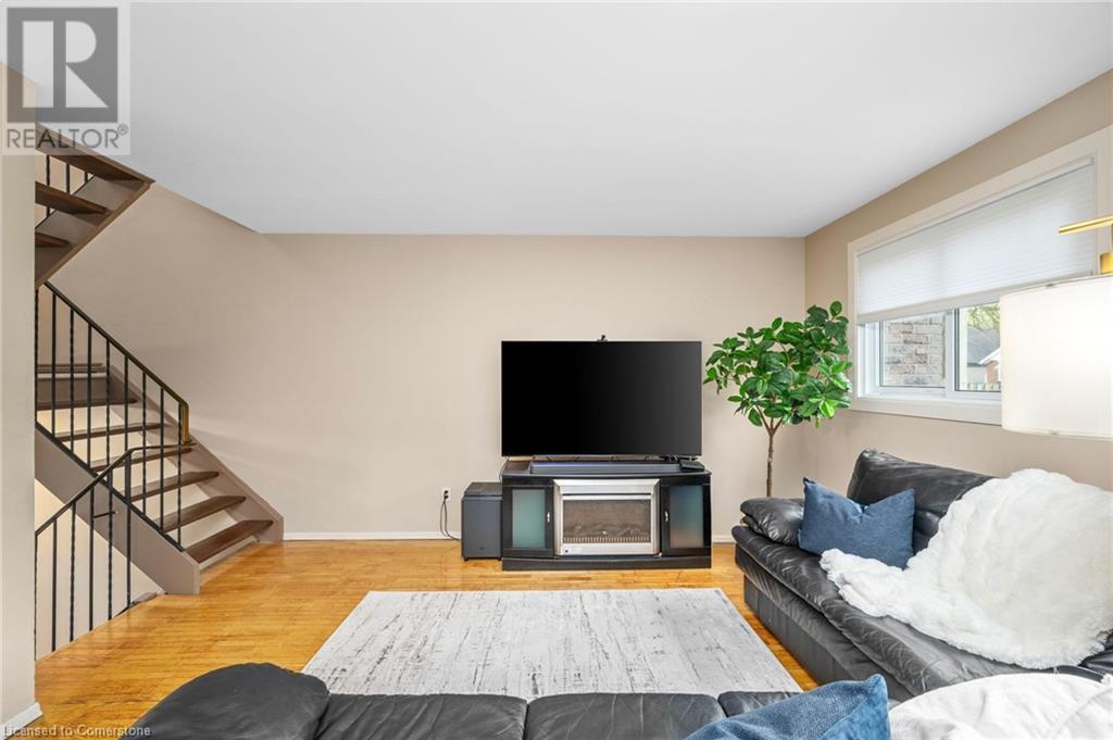 Photo 7 of 21 for 40 Summit Avenue Unit# 14