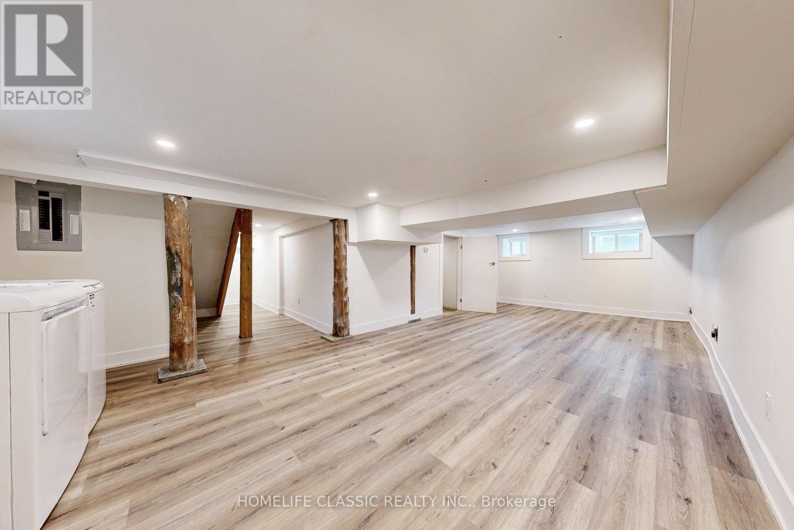 Unit B - 33 Centre Street, Vaughan (Crestwood-Springfarm-Yorkhill), Ontario  L4J 1G1 - Photo 20 - N12233775