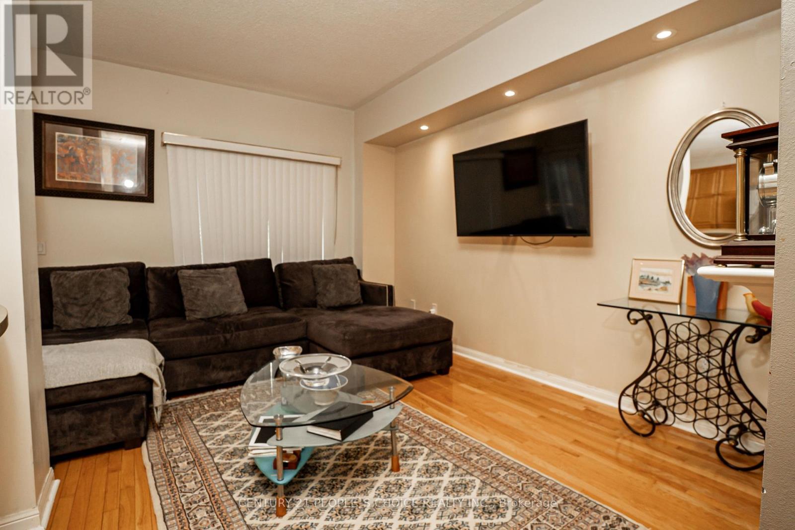 Property at 42 - 100 ELGIN MILLS ROAD W image 3