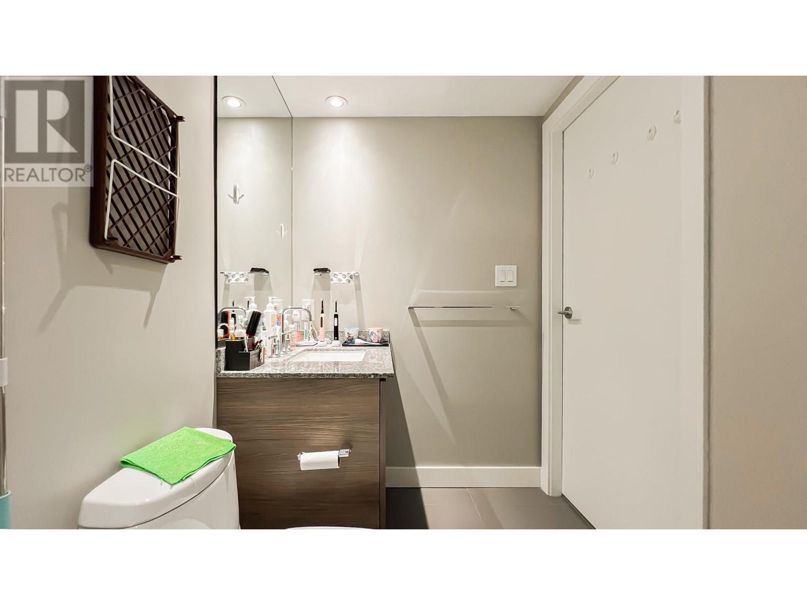 2705 488 Sw Marine Drive, Vancouver, British Columbia  V5X 0C6 - Photo 11 - R3017801