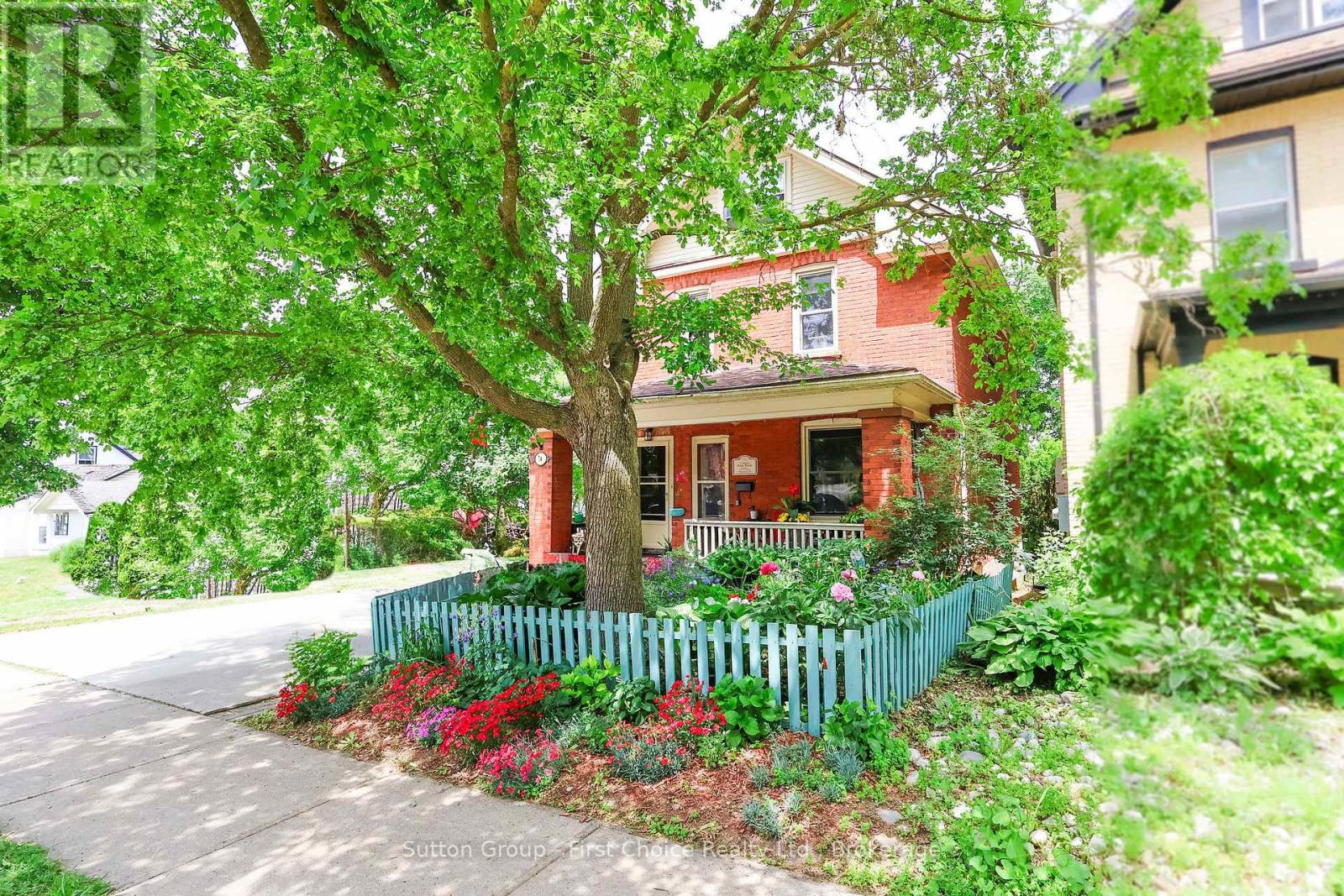Property at 74 COBOURG STREET image 3