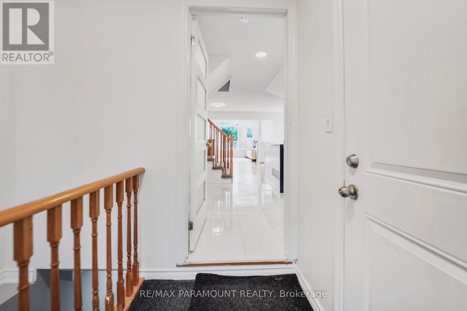 Property at 5832 RAFTSMAN COVE DRIVE image 4