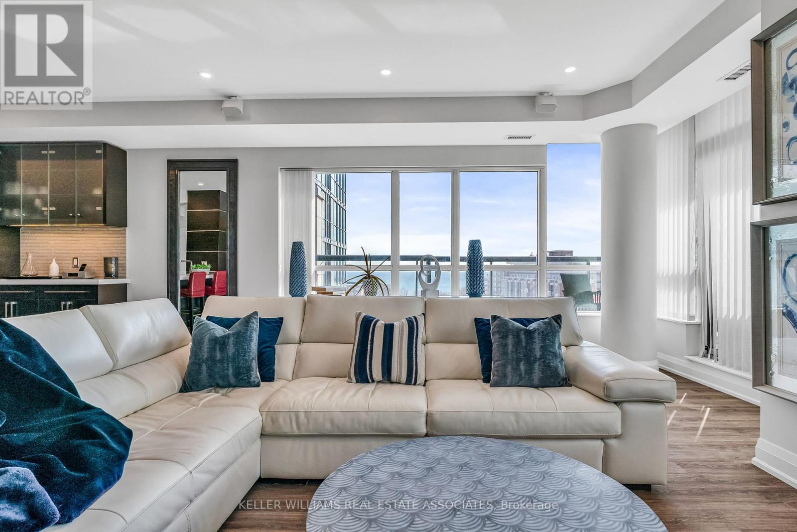 609 - 1 Hurontario Street, Mississauga (Port Credit), Ontario  L5G 0A3 - Photo 20 - W12233925