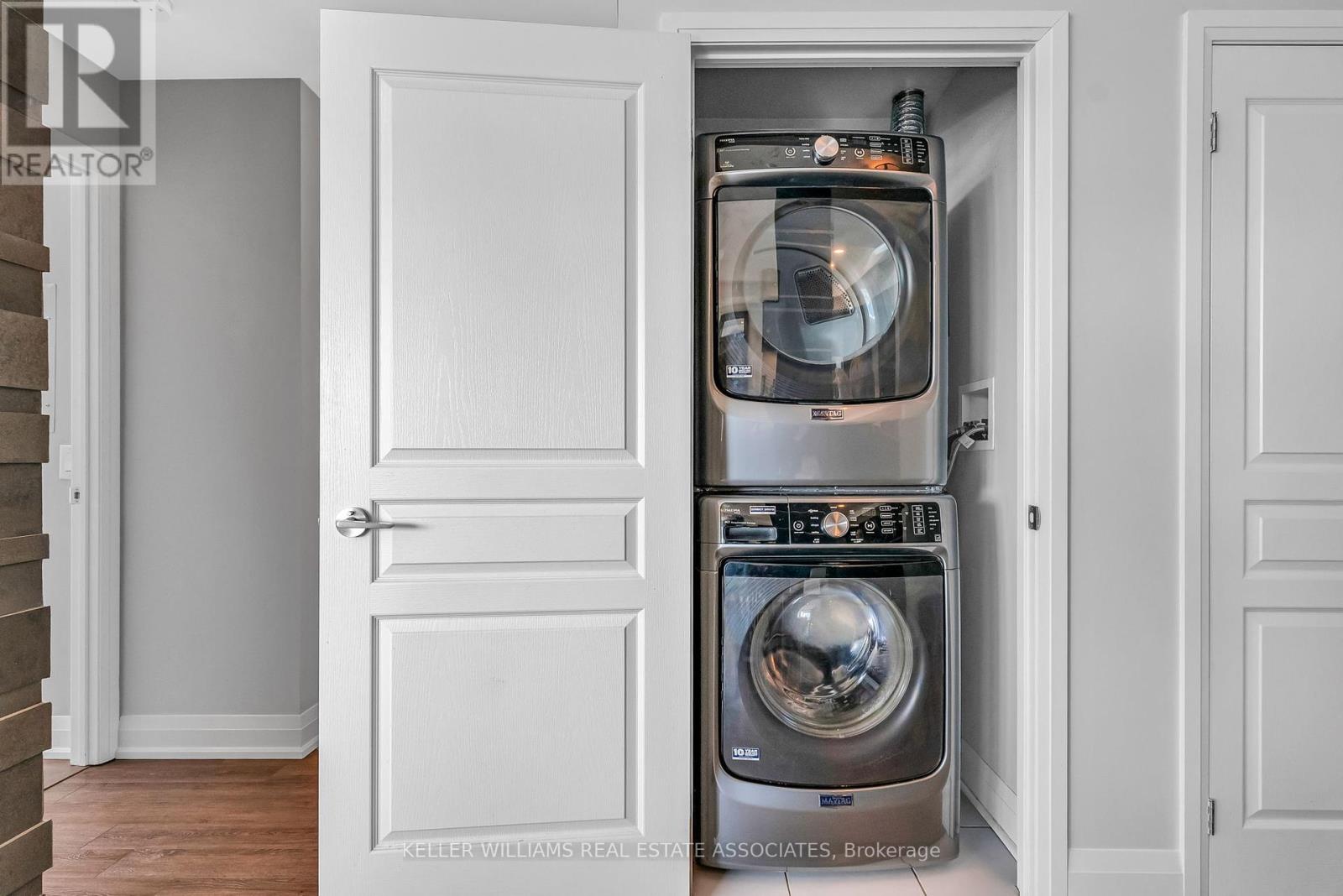 609 - 1 Hurontario Street, Mississauga (Port Credit), Ontario  L5G 0A3 - Photo 33 - W12233925