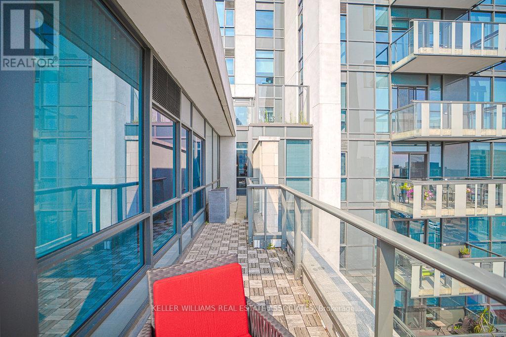 609 - 1 Hurontario Street, Mississauga (Port Credit), Ontario  L5G 0A3 - Photo 35 - W12233925