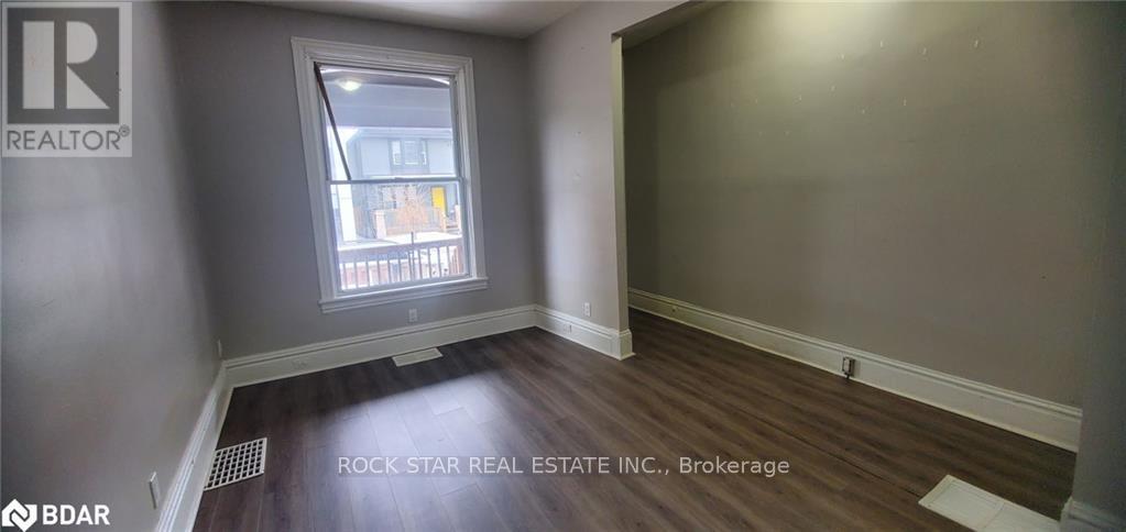 Property at 75 CATHCART STREET image 5