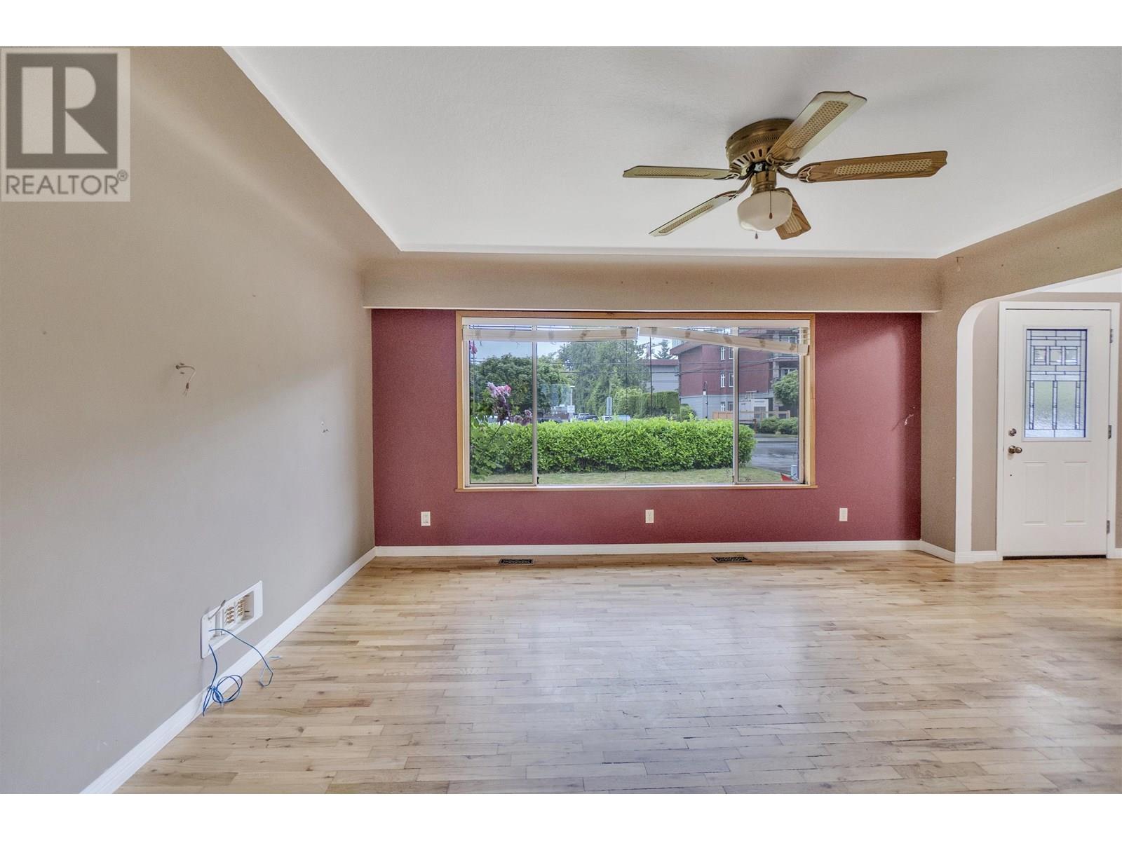 Property at 22128 119 AVENUE image 3