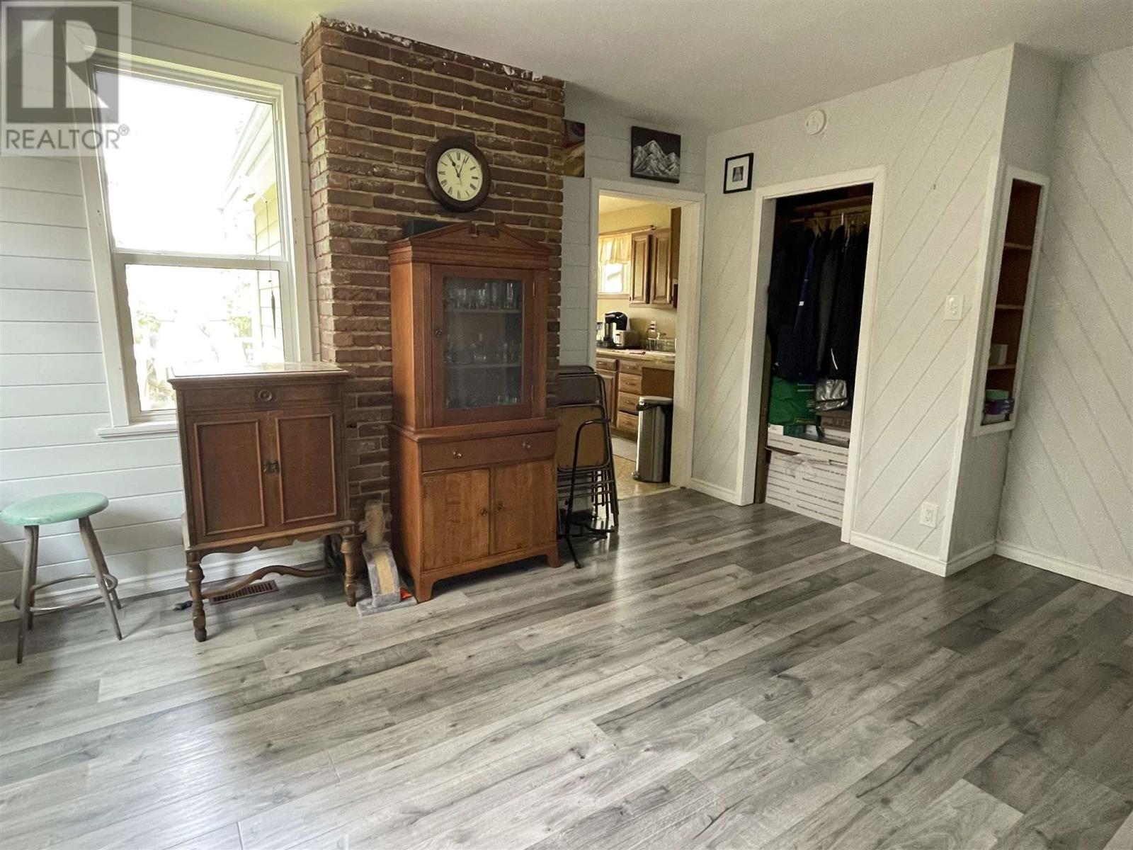 Property at 1533 Donald ST image 4