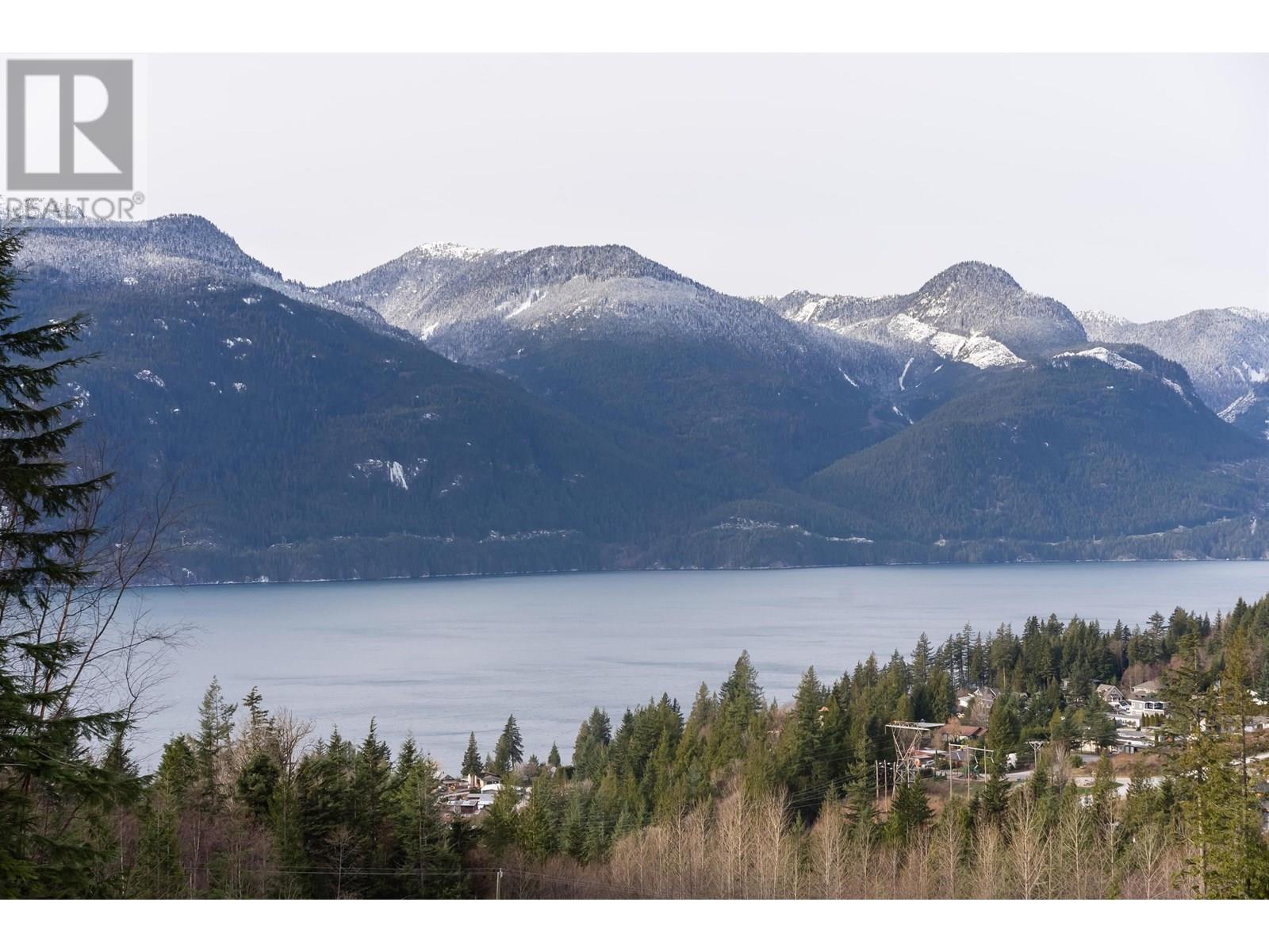 1121 Copper Drive, Squamish, British Columbia  V8B 1J2 - Photo 5 - R3017945
