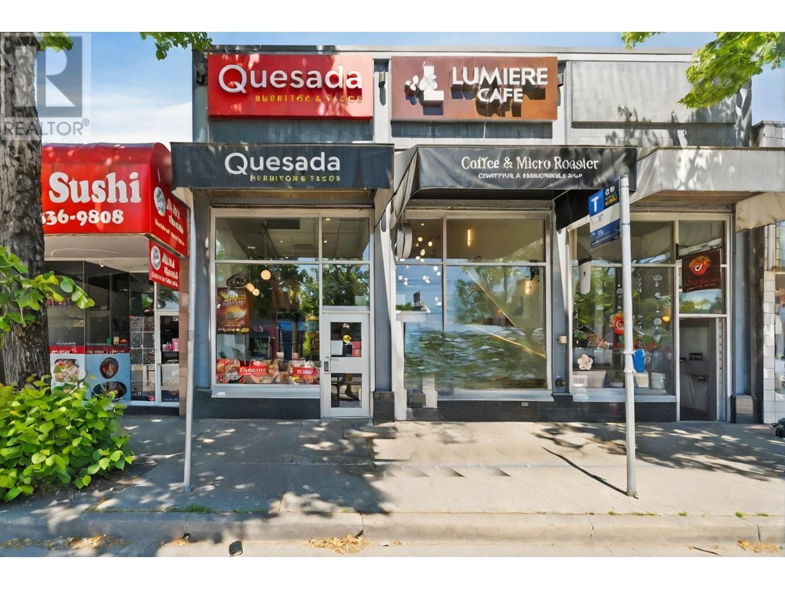 2813-2815-2817 W BROADWAY, Vancouver, British Columbia