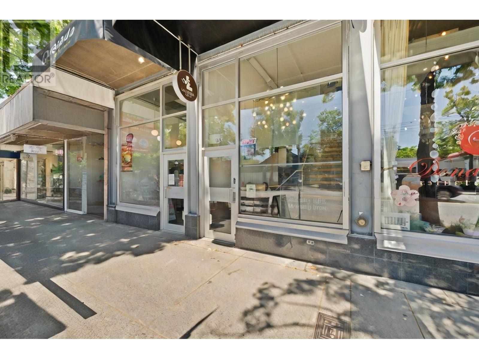 2813-2815-2817 W Broadway, Vancouver, British Columbia  V6K 2G6 - Photo 14 - C8070180