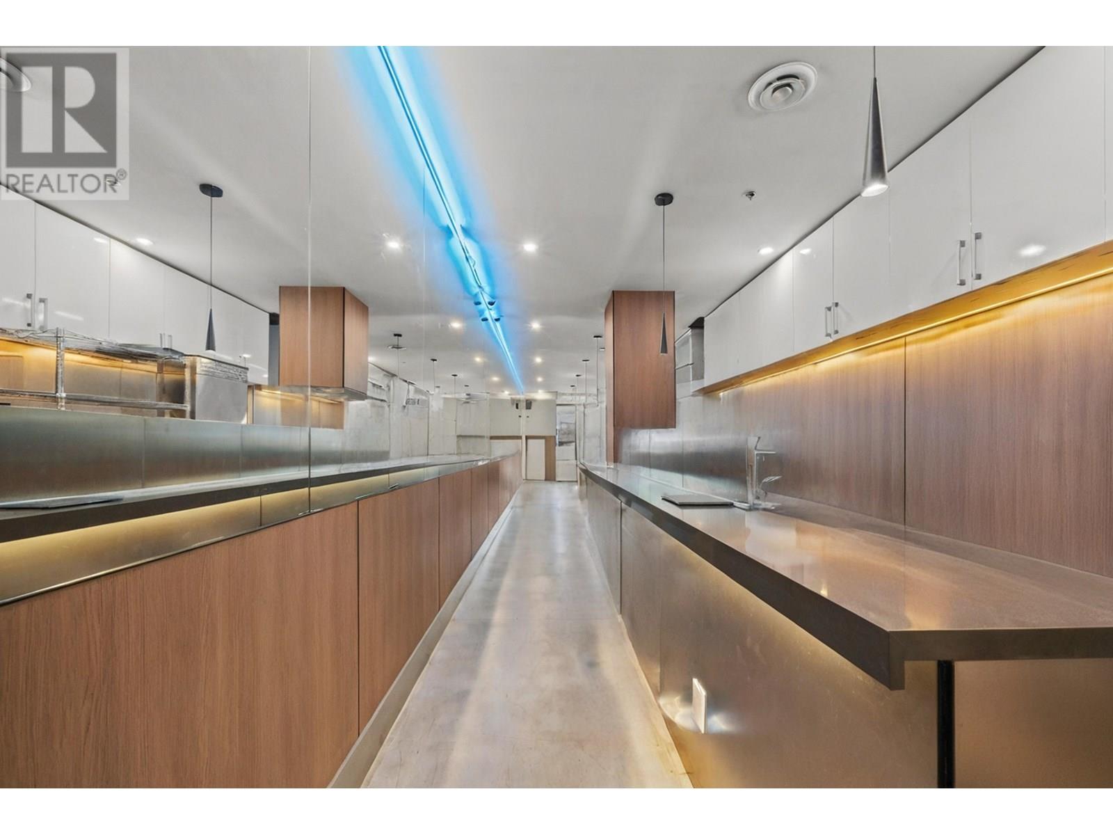 2813-2815-2817 W Broadway, Vancouver, British Columbia  V6K 2G6 - Photo 18 - C8070180
