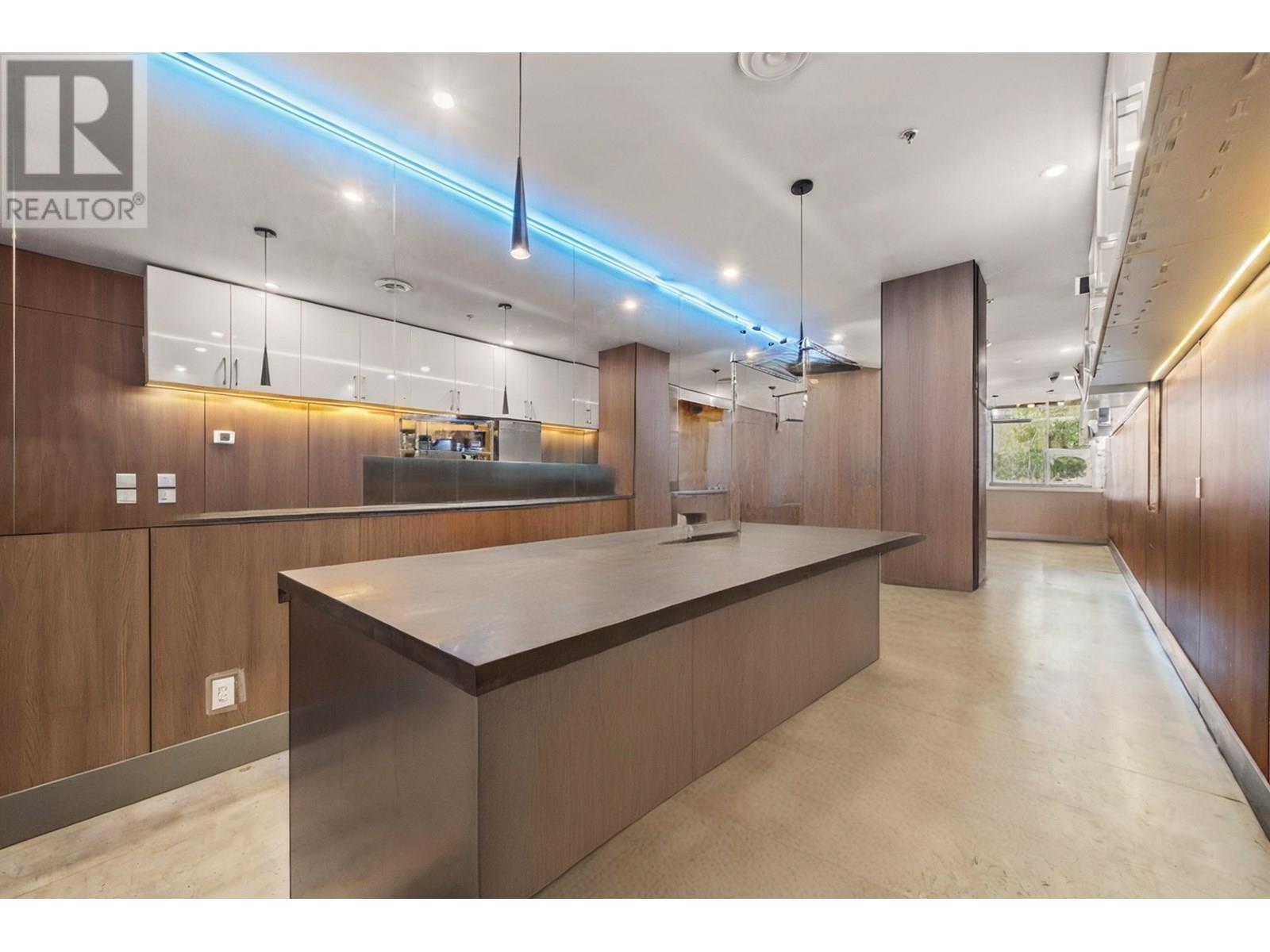 2813-2815-2817 W Broadway, Vancouver, British Columbia  V6K 2G6 - Photo 19 - C8070180