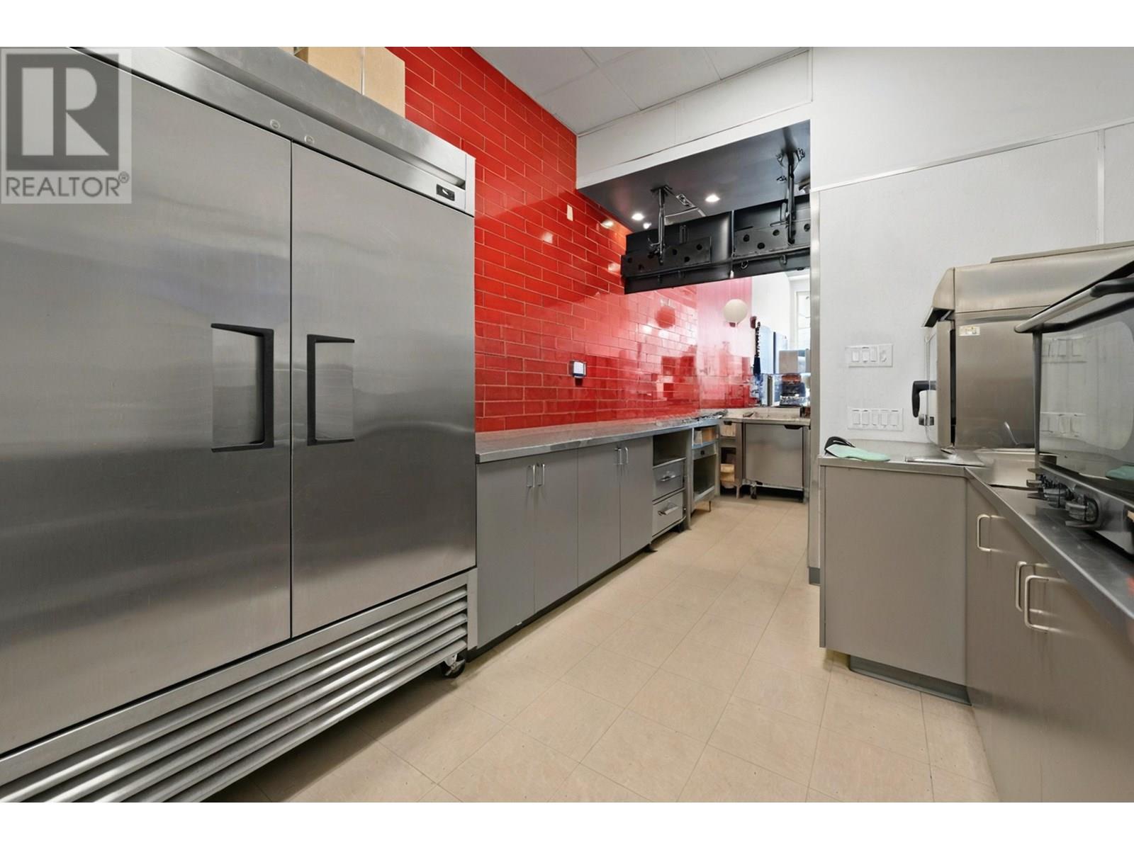 2813-2815-2817 W Broadway, Vancouver, British Columbia  V6K 2G6 - Photo 26 - C8070180