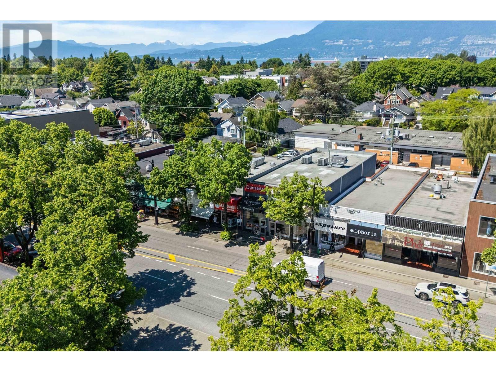 2813-2815-2817 W Broadway, Vancouver, British Columbia  V6K 2G6 - Photo 35 - C8070180