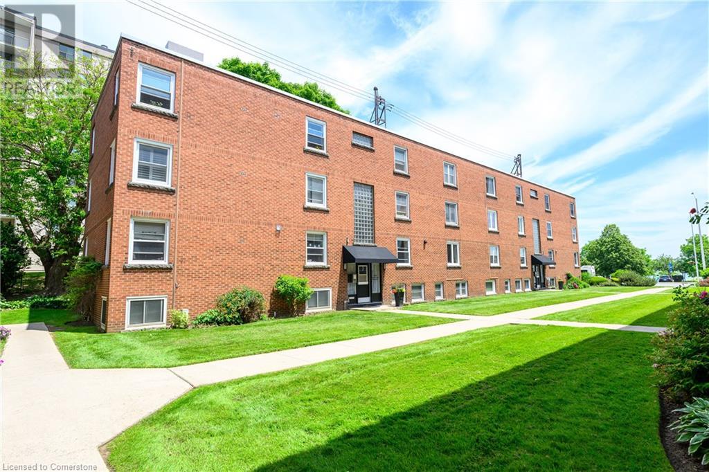 1351 Lakeshore Road Unit# 16, Burlington, Ontario  L7S 1B1 - Photo 1 - 40742986