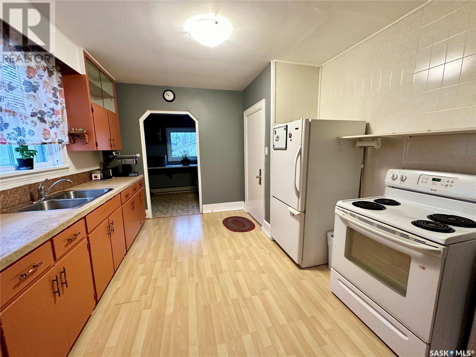 1341 105th Street, North Battleford, Saskatchewan  S9A 1T1 - Photo 9 - SK008107