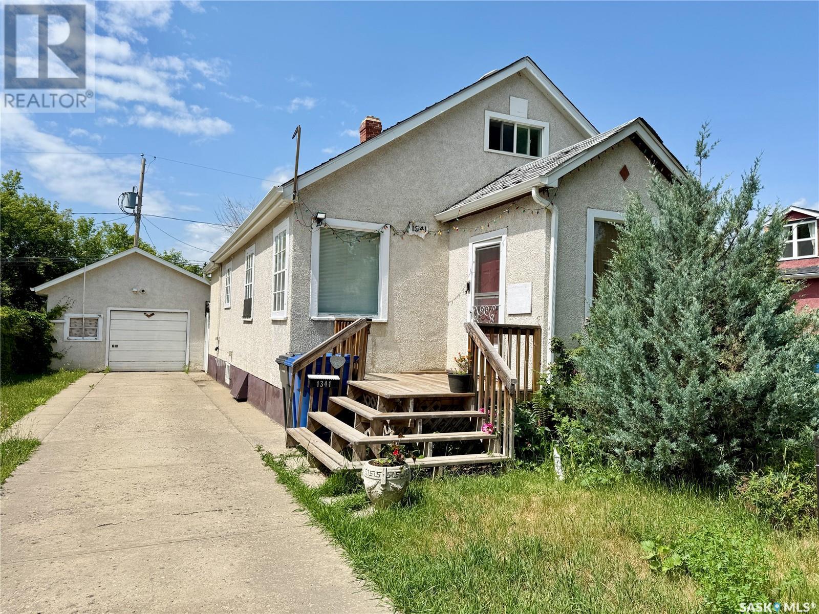 1341 105th Street, North Battleford, Saskatchewan  S9A 1T1 - Photo 1 - SK008107