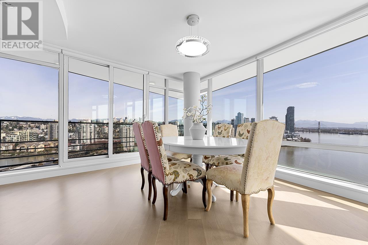 1705 210 SALTER STREET, new westminster, British Columbia V3M0J9