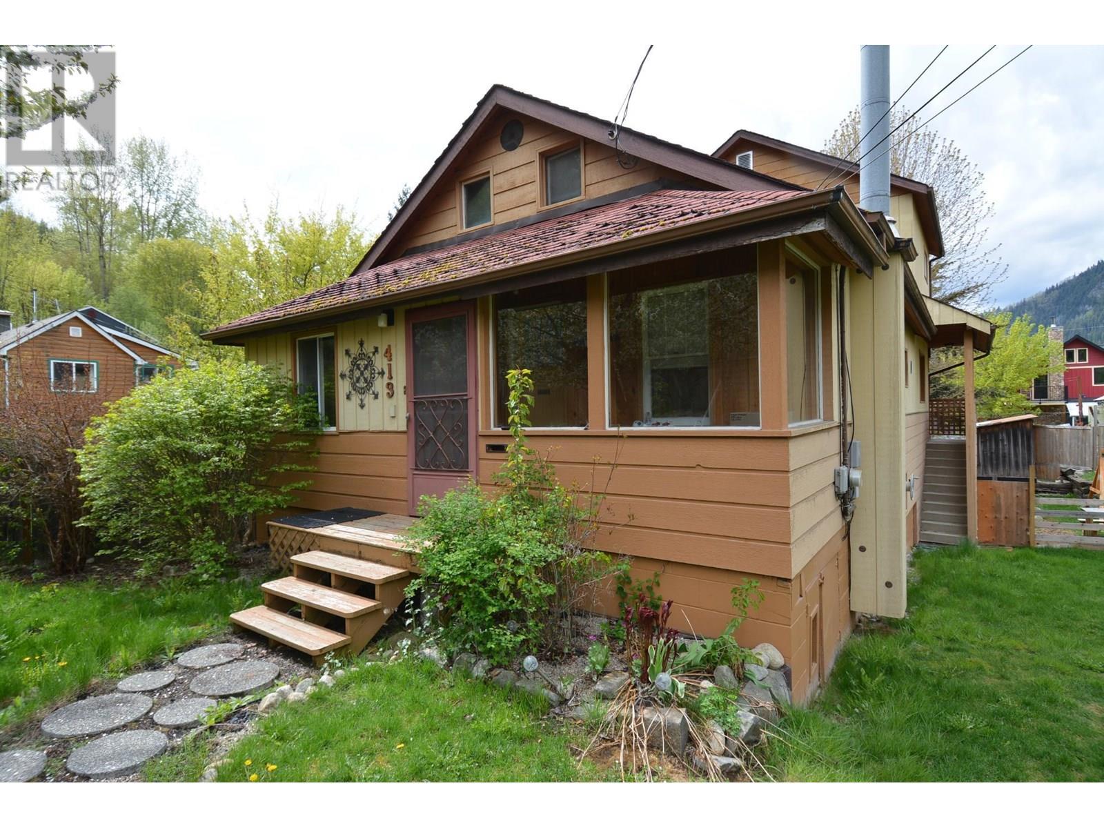 Property at 413 SIXTH Street image 1