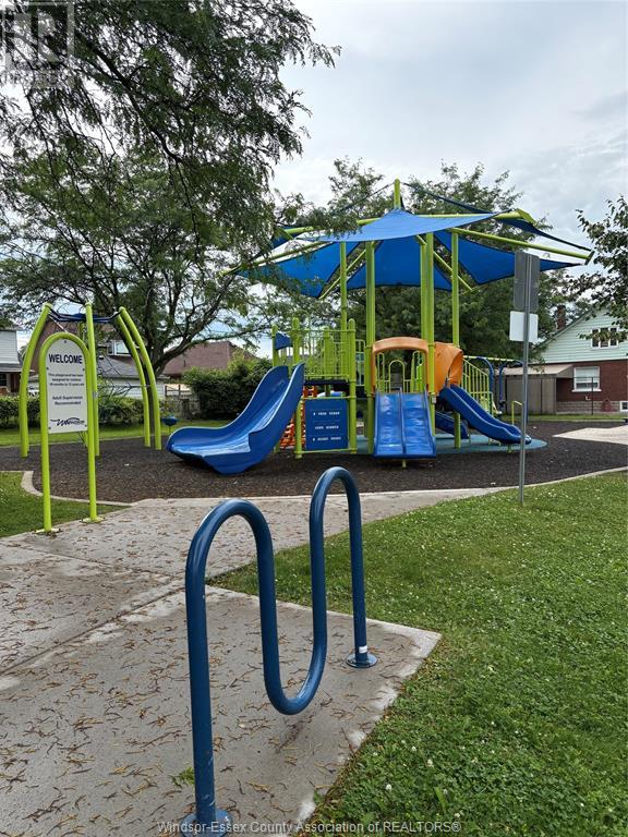 1002 Dawson, Windsor, Ontario  N8Y 4A4 - Photo 15 - 25015458