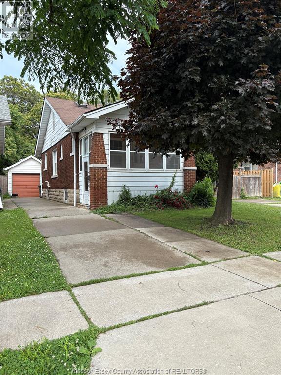 1002 Dawson, Windsor, Ontario  N8Y 4A4 - Photo 12 - 25015458