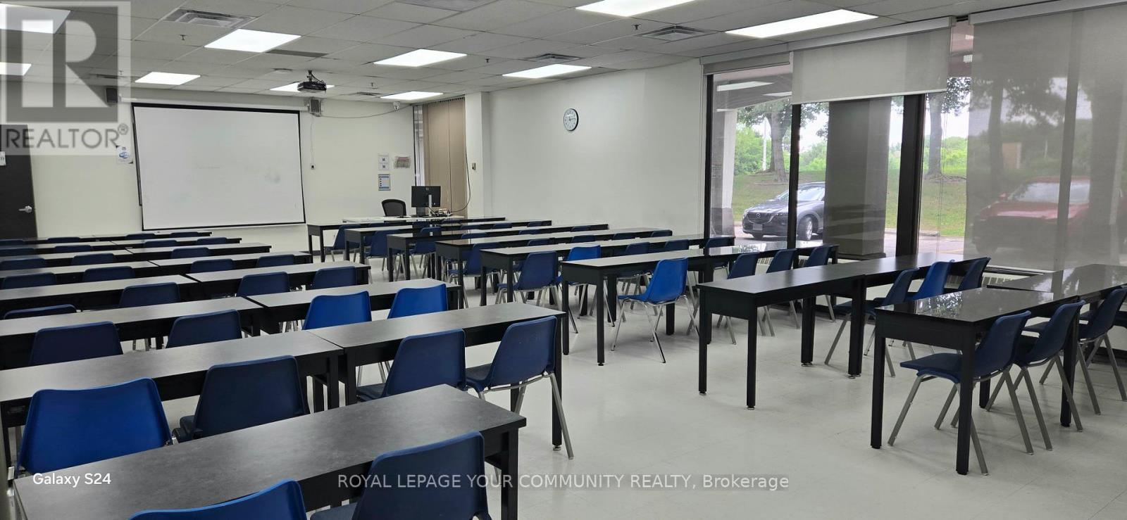 Main Floor - 1470 Don Mills Road, Toronto, Ontario  M3B 2X9 - Photo 6 - C12233887