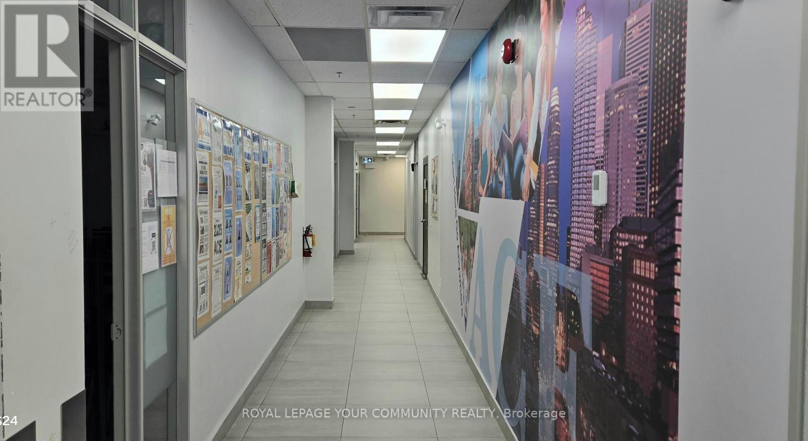 Main Floor - 1470 Don Mills Road, Toronto, Ontario  M3B 2X9 - Photo 5 - C12233887