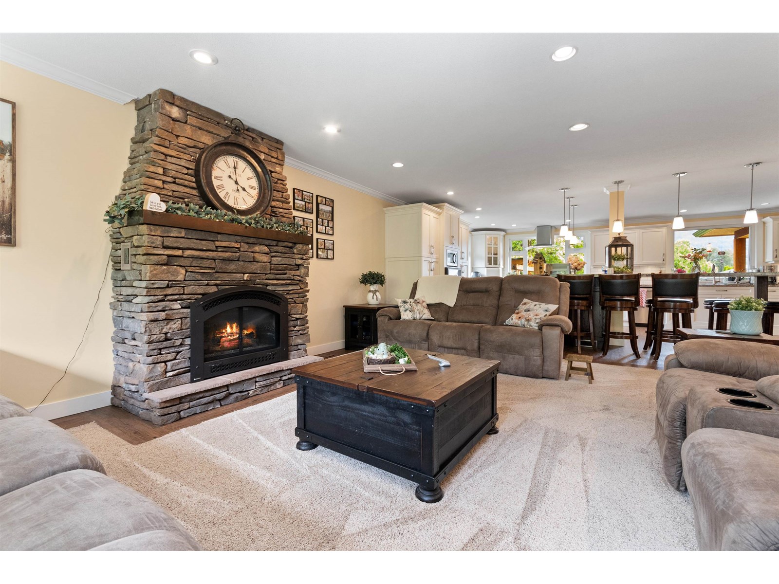 Property at 50590 YALE ROAD image 3