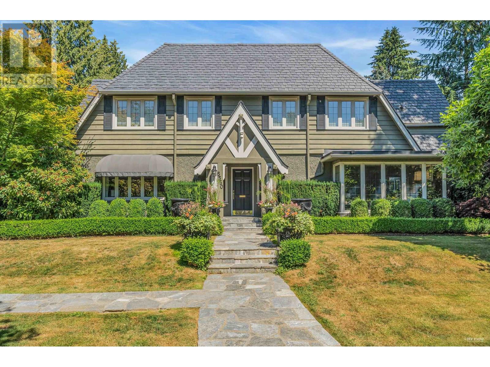 Property at 5550 SOMERSET CRESCENT image 1